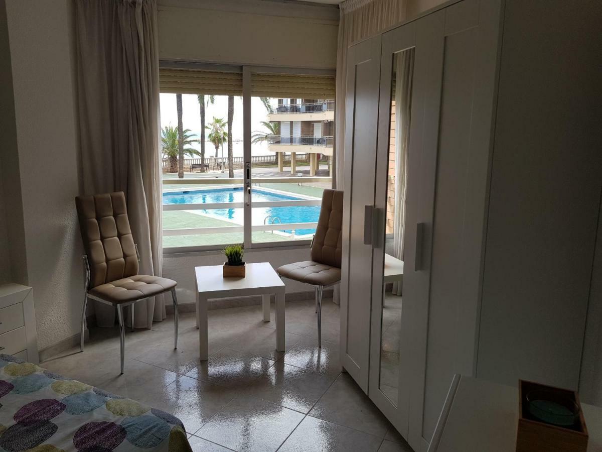 Apartamento Sol De Espana Камбрильс Экстерьер фото